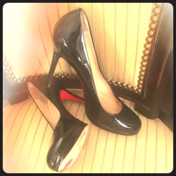 christian louboutin ladies heels